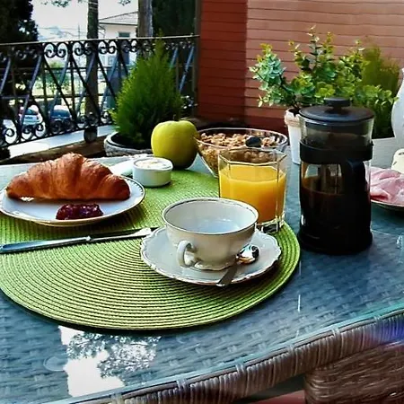 Monti Couette-café *