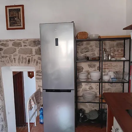 Monti Bed & Breakfast Monti di Licciana Nardi